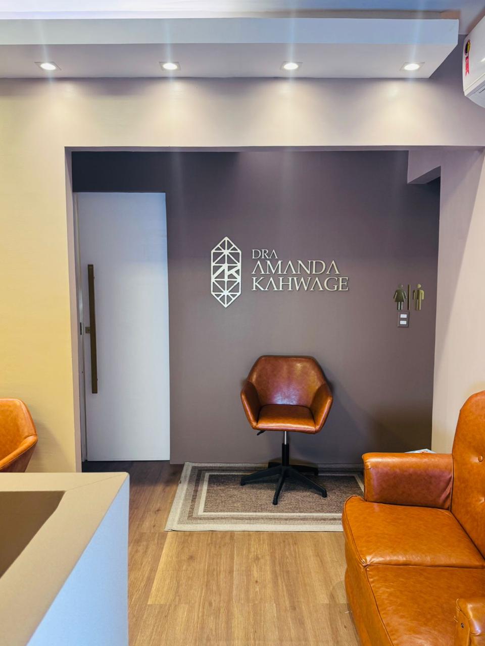 Logo dourada